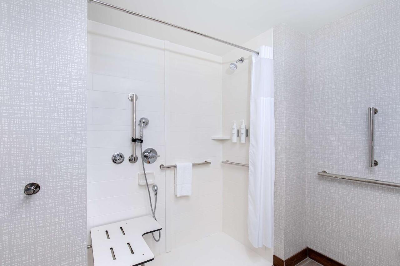 Hampton Inn Albertville, Al Buitenkant foto