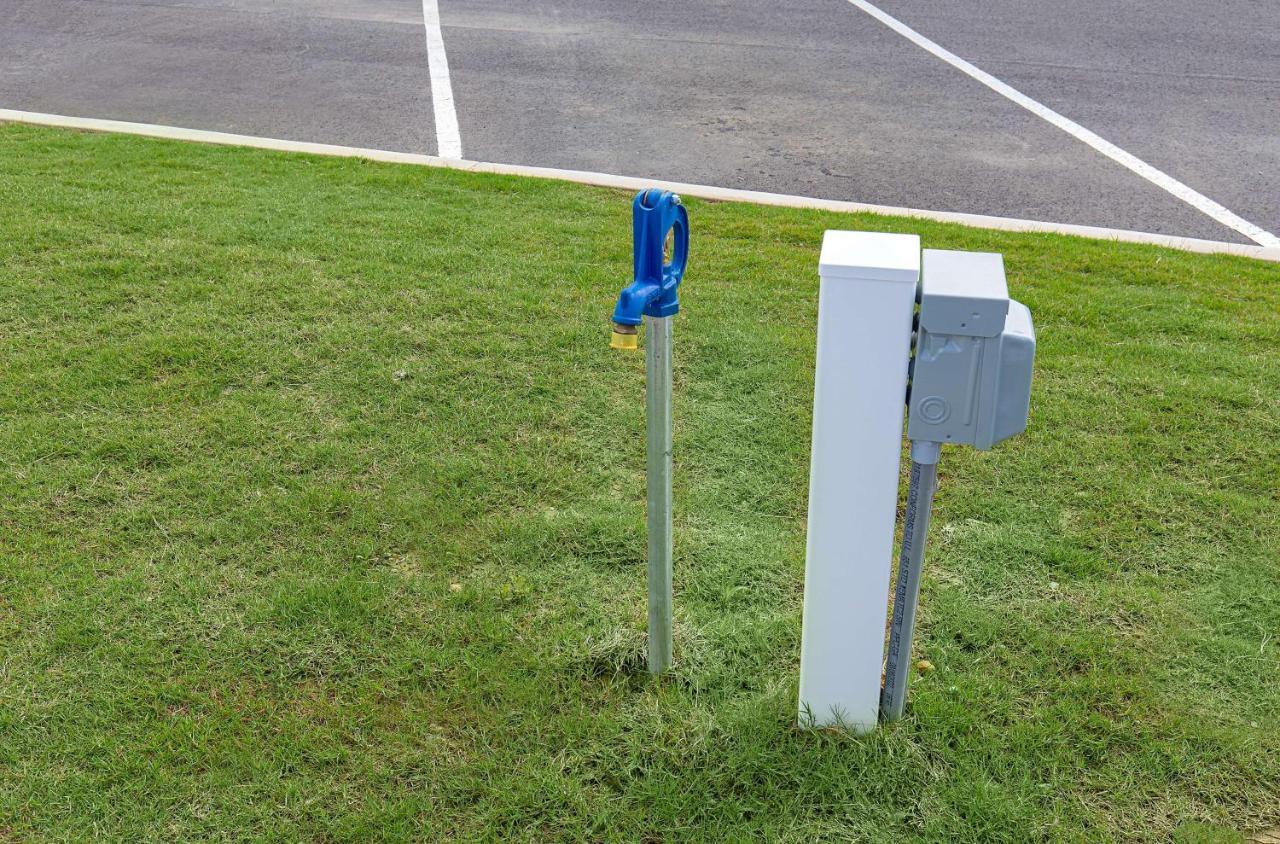 Hampton Inn Albertville, Al Buitenkant foto