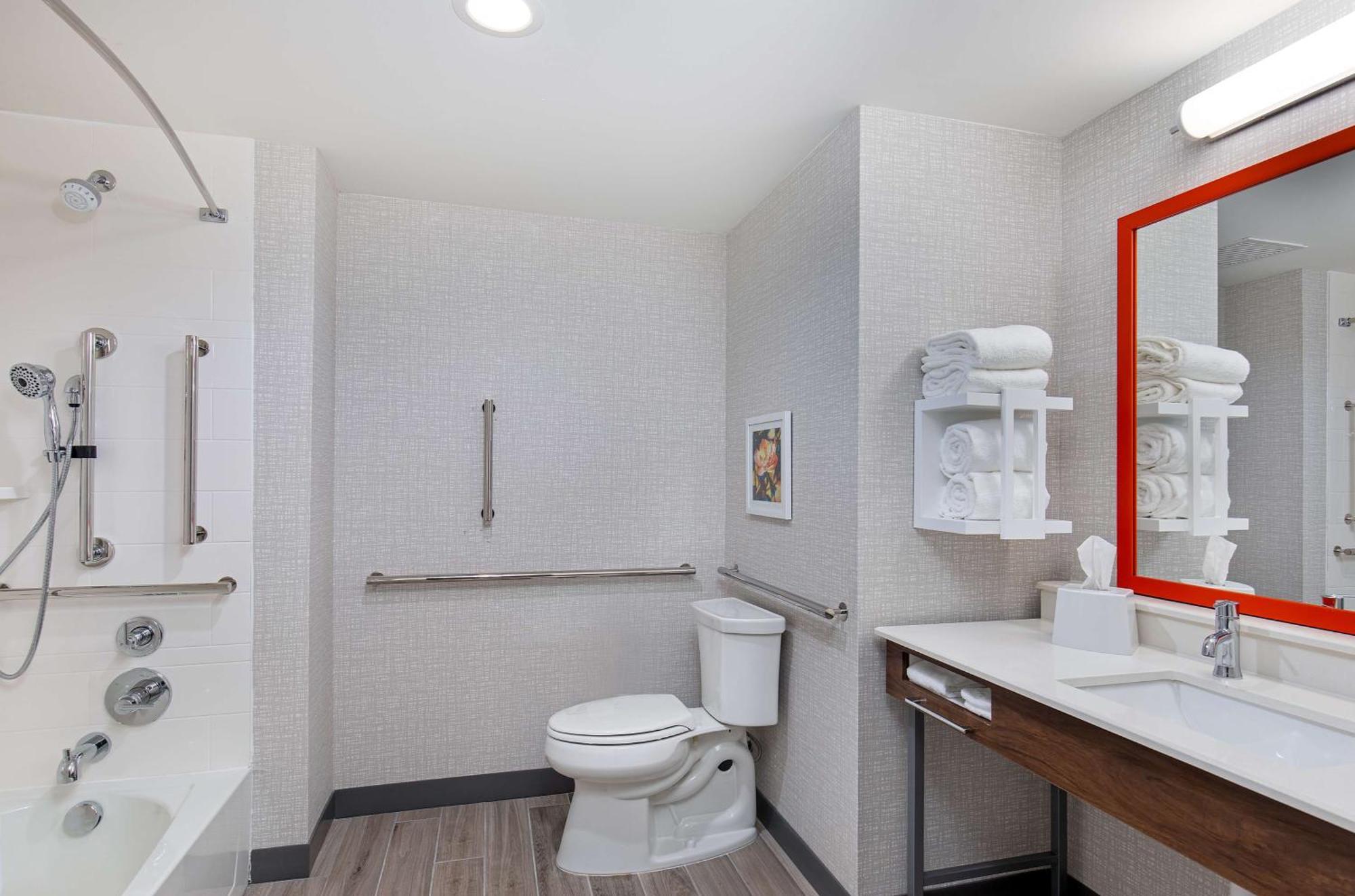 Hampton Inn Albertville, Al Buitenkant foto